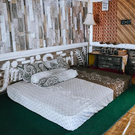 Imah Seuri By Kaya Rooms Tutugan Екстер'єр фото